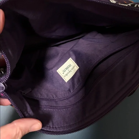 Vera Bradley Peanuts Large Hipster - Picture 3 of 4